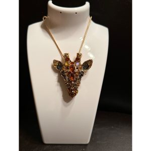 Elegant Giraffe Pendant Gold Necklace